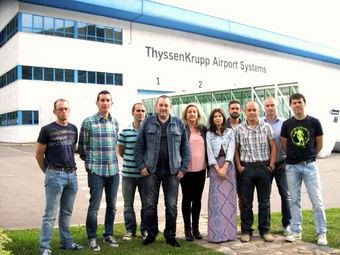 CCOO Obtiene la mayoría de representación en ThyssenKrupp Airport Systems en Mieres, nuevo respaldo de la plantilla al trabajo sindical de CC.OO. De 15 RLT, nuestro sindicato ha conseguido 10.  