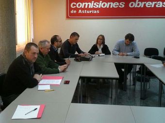 Los eurodiputados de IU y PSOE reclamarán a ThyssenKrupp que no venda los negocios de TK Airport Systems con fabrica en Baiñas y TK Airport Servís en todo los aeropuertos del estado 